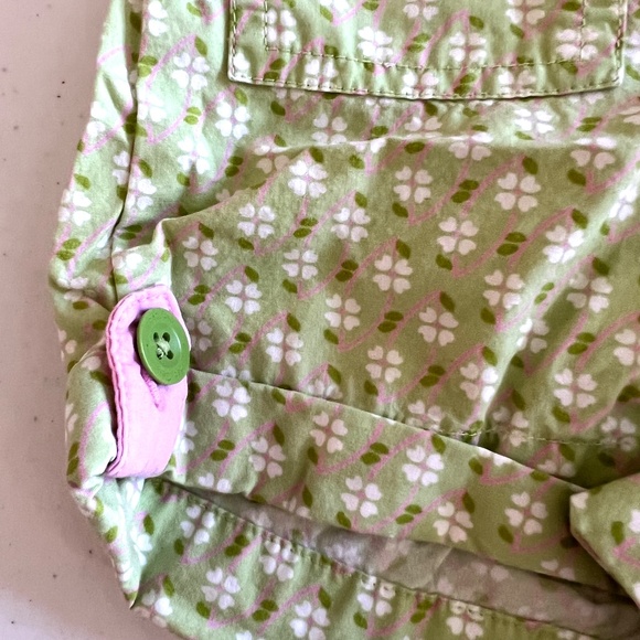 💕💚💕An adorable set of matching shorts and shirt. GAP 18-24M - Picture 12 of 17